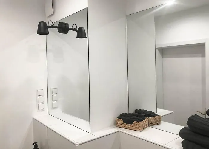 Pool-loft: Wandern, Erholen & Sauna Siebengebirge Erpel