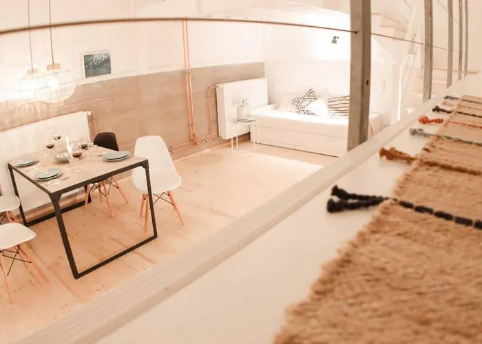 Pool-loft: Wandern, Erholen & Sauna Siebengebirge *